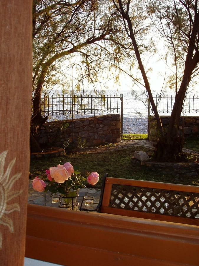 Elpidas Holiday House Kardamyli Exterior photo